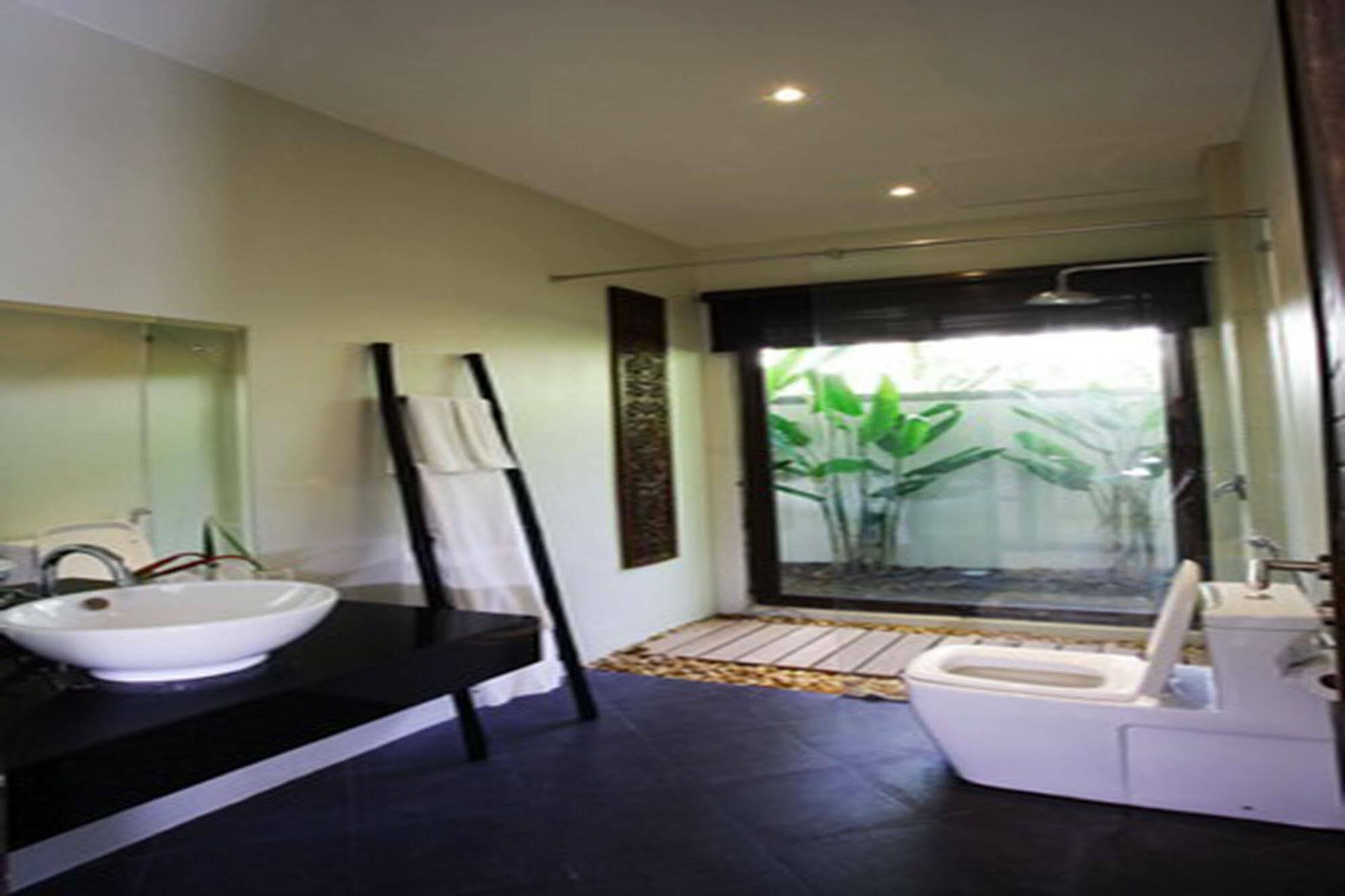 Villa Lombok By Holiplanet Rawai Exterior photo