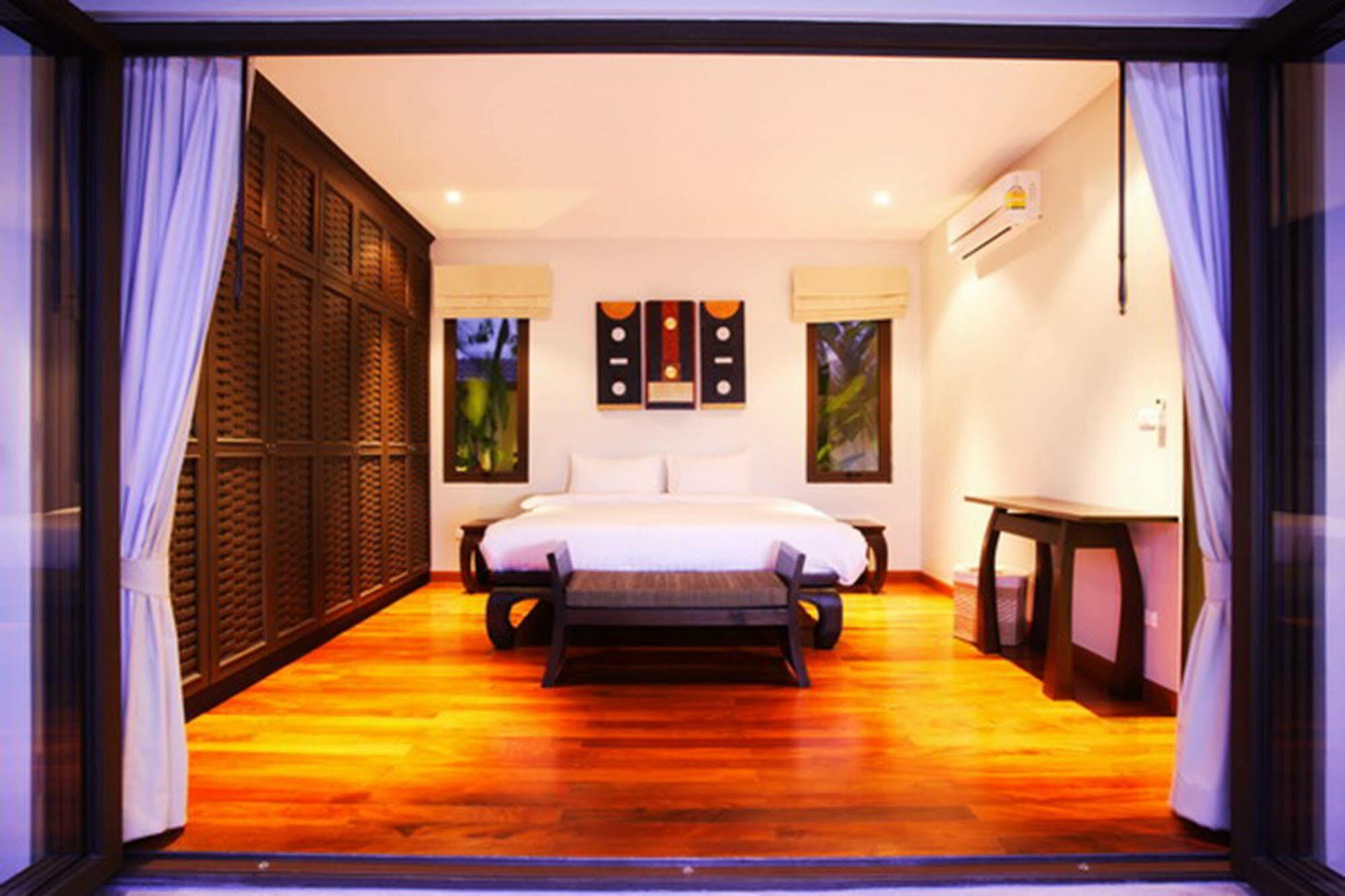 Villa Lombok By Holiplanet Rawai Exterior photo